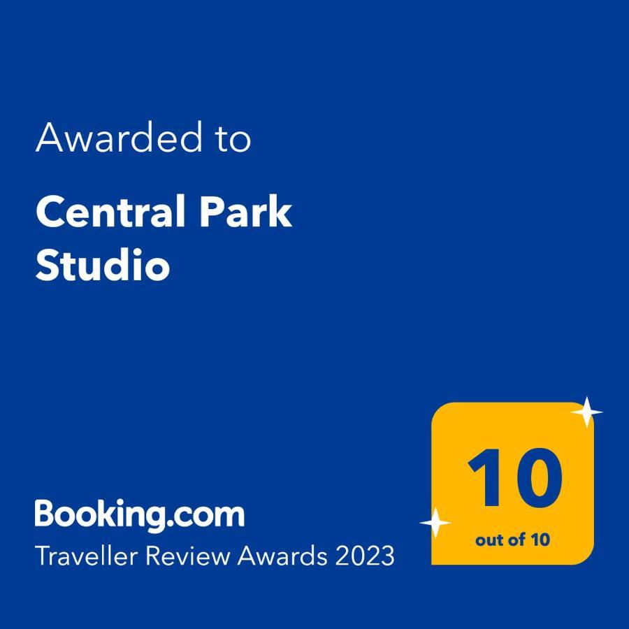 Central Park Studio Onesti Dış mekan fotoğraf